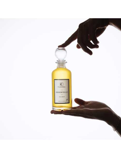 Dry oil with Immortelle
